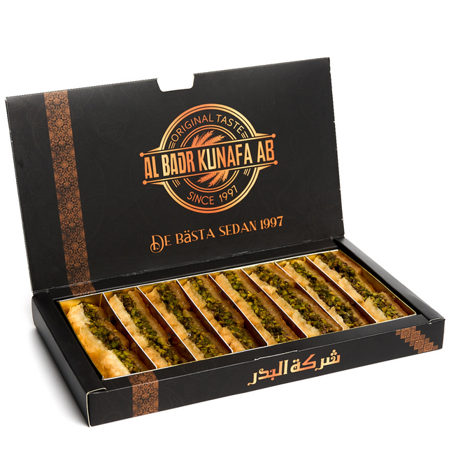 Asya "Baklava with pistachio filling"